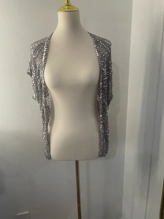 Silver Sequin Crochet Wrap - Picture 2 of 8